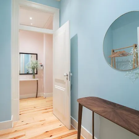 Baixa Cozy 2br With Ac - By Lu Holidays Apartment *
