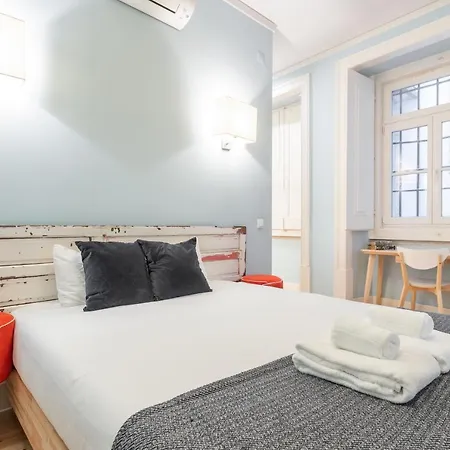 Baixa Cozy 2br With Ac - By Lu Holidays Lizbona